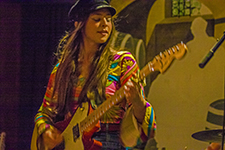 Angela Perley & The Howlin' Moons
